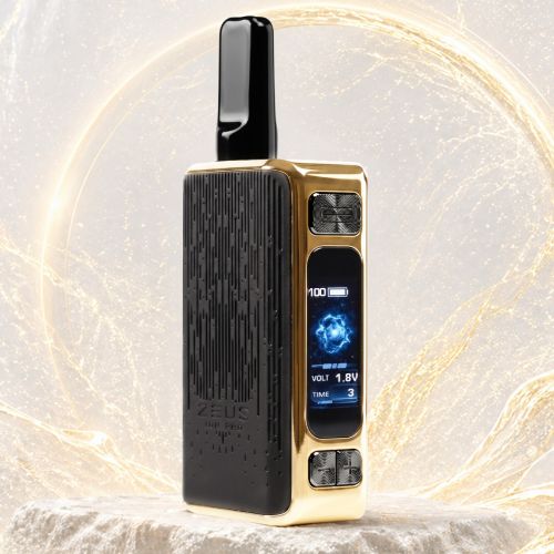 Batería Zeus Ion Pro 510 thread con acabado negro y dorado sobre rocas con un halo de luz dorada de fondo