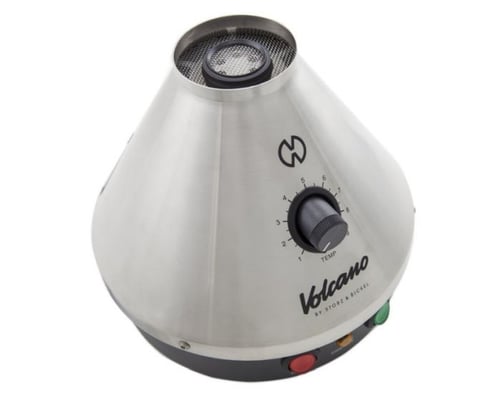 volcán clásico con cámara