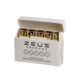 Paquete blanco abierto con varias cápsulas dosificadoras Zeus ArcPods GT doradas visibles y el logotipo «ZEUS ARCPODS».