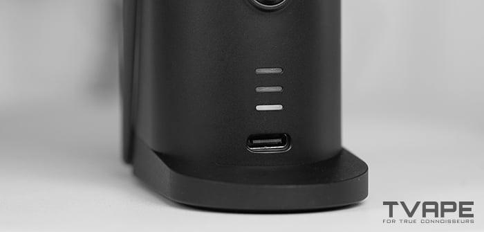 Dr. Dabber Switch Go E-Rig - primer plano del puerto USB-C