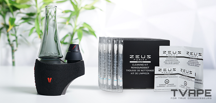 Utillian 8 Turbo con el kit de limpieza Zeus Purify, incluyendo hisopos de algodón y toallitas de limpieza