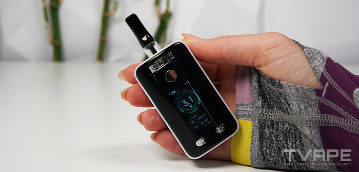 Yocan Uni 3.0 510 Batería de rosca en la mano