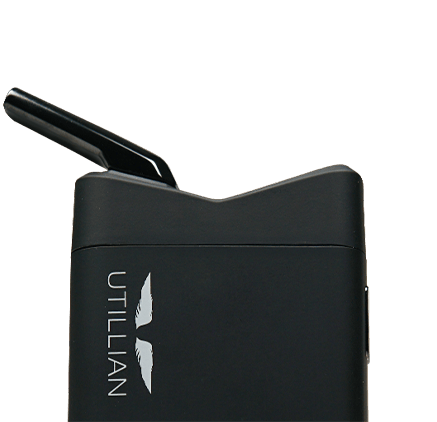 Primer plano de la boquilla del vaporizador portátil Utillian para hierbas secas, diseñada para un flujo de aire suave y una calidad de vapor óptima